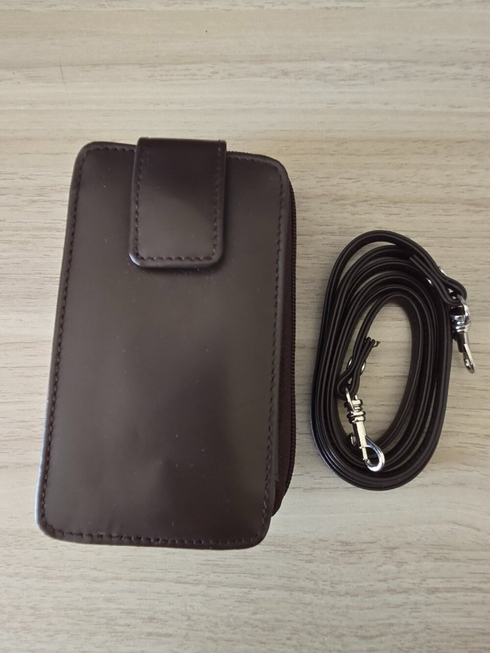 Eddie Bauer Genuine Leather Cell Phone Case Brown Zip Around Wallet Crossbody
